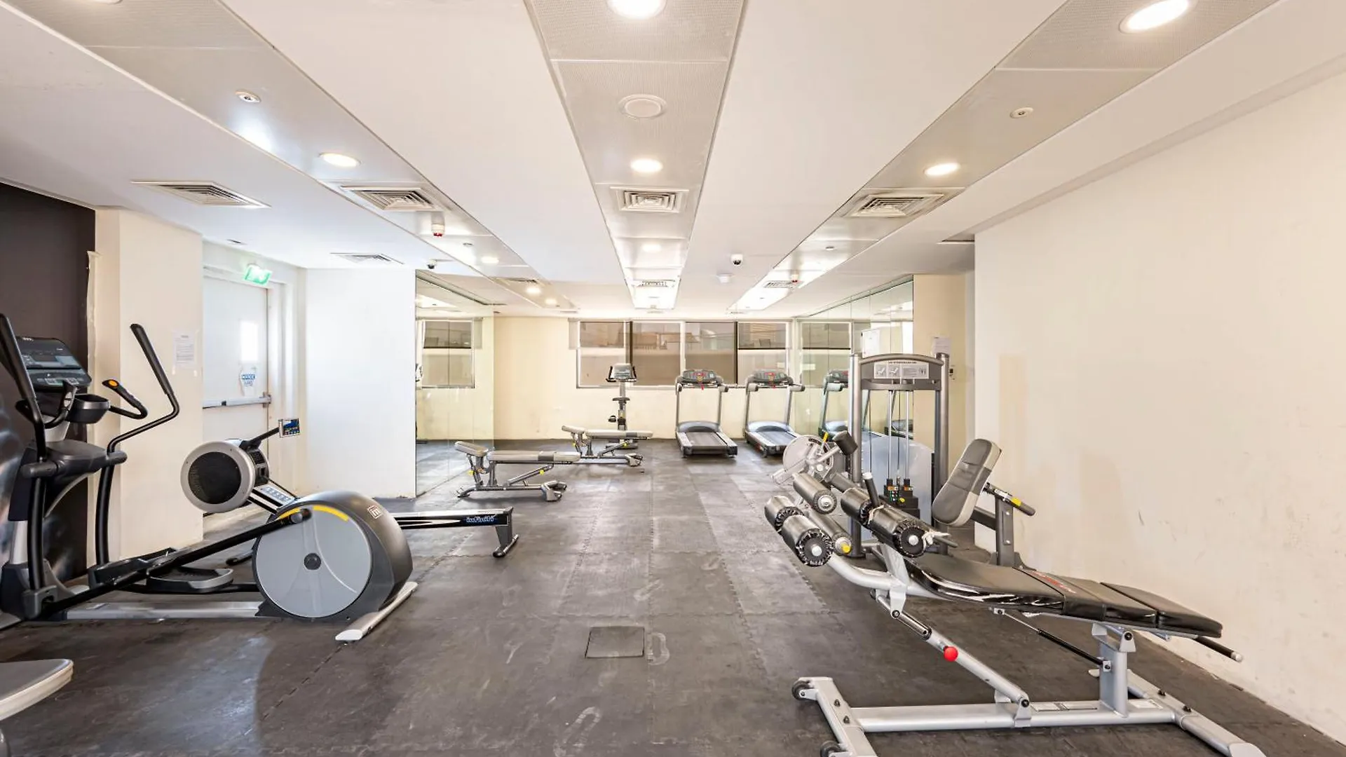 Apartment Bright Studio With Dubailand Perks
